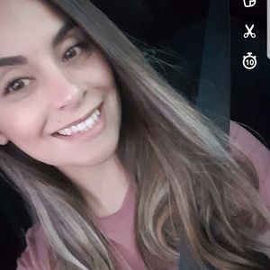 Meet your Posher, Erika